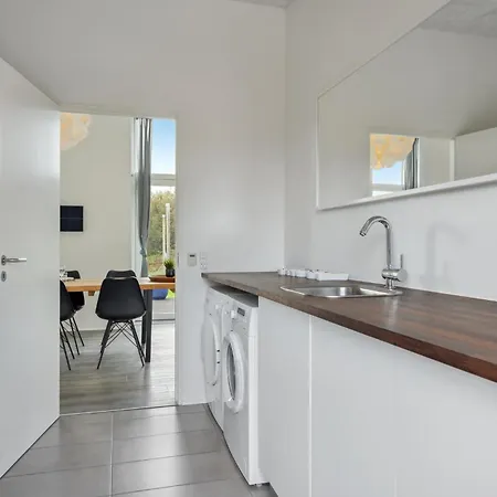 Gorgeous In With Wifi *