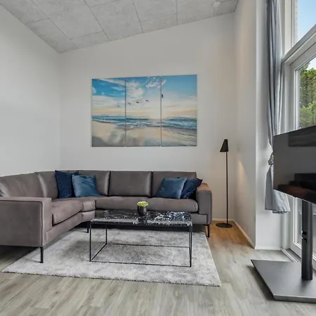 Gorgeous In With Wifi *